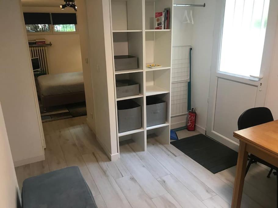 Appartement Cosy, Independant Avec Jardin Meudon Eksteriør bilde